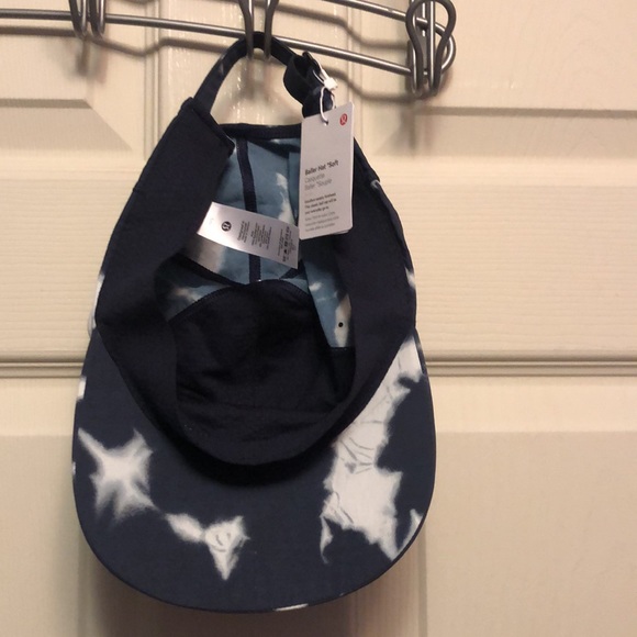 Lululemon baller hat soft tie dye NWT - Picture 2 of 4